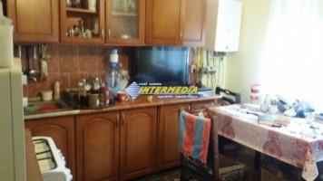 apartament-cu-o-camera-de-vanzare-cetate-1